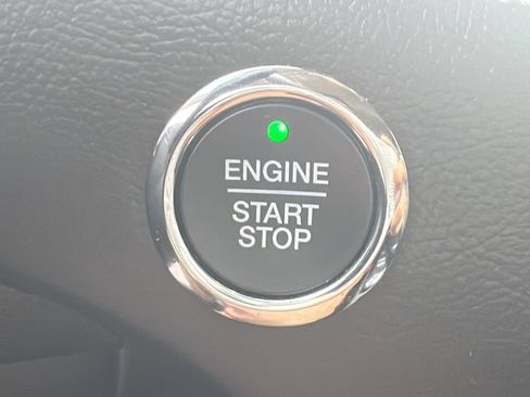 Used 2019 Ford Edge SEL w/ Equipment Group 201A FWD image 23