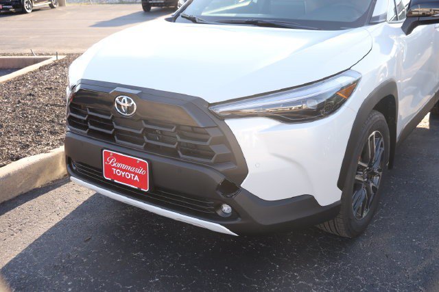 New 2026 Toyota Corolla Cross XLE w/ Convenience Package AWD/4WD image 2