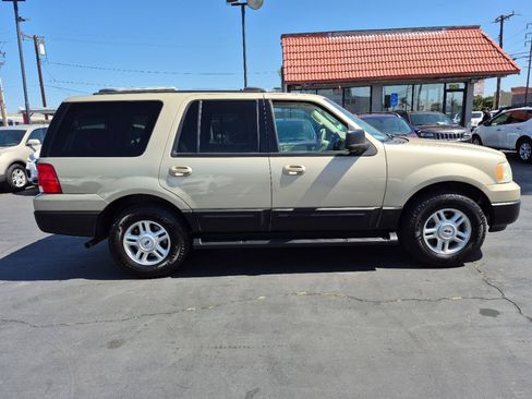 Used 2004 Ford Expedition XLT RWD image 7