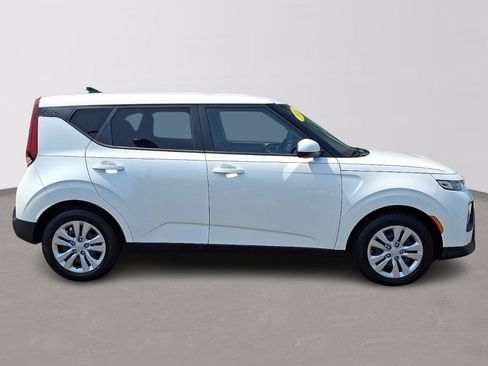 Used 2020 Kia Soul LX FWD image 7