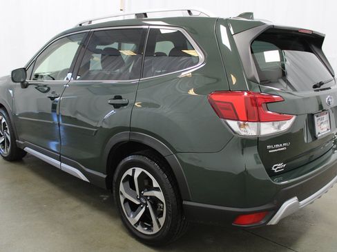 Used 2023 Subaru Forester Touring image 8