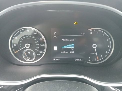 Used 2023 Genesis G80 2.5T image 9