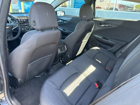 Used 2020 Chevrolet Malibu LT FWD image 15