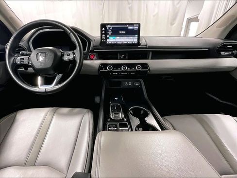 Used 2025 Honda Pilot EX-L image 21