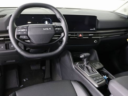 New 2026 Kia Sportage SX FWD image 10