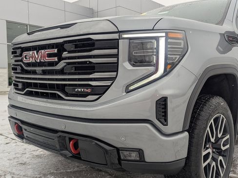 Used 2024 GMC Sierra 1500 AT4 w/ AT4 Premium Package image 13