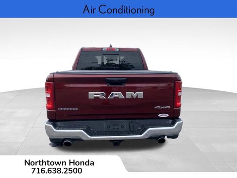 Used 2025 RAM 1500 Big Horn AWD/4WD image 8
