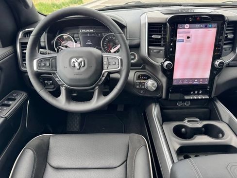New 2026 RAM 1500 Laramie AWD/4WD image 17