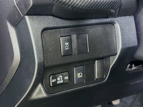 Used 2021 Toyota Tacoma 2WD Double Cab image 12