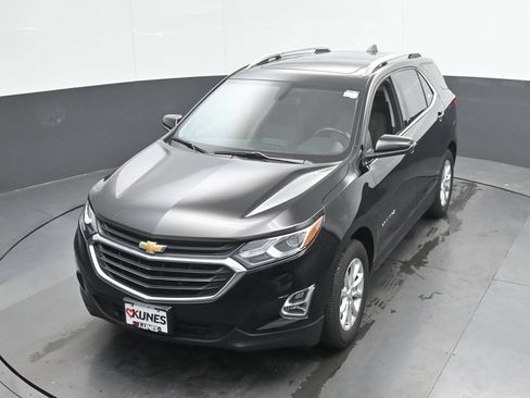 Used 2019 Chevrolet Equinox LT w/ Sun & Navigation Package AWD/4WD image 36
