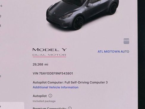 Used 2022 Tesla Model Y Performance image 17
