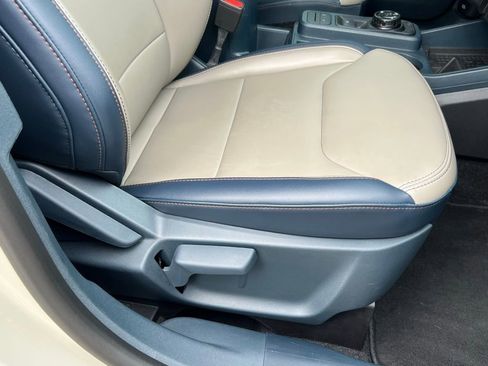 Certified 2025 Ford Maverick Lariat image 16