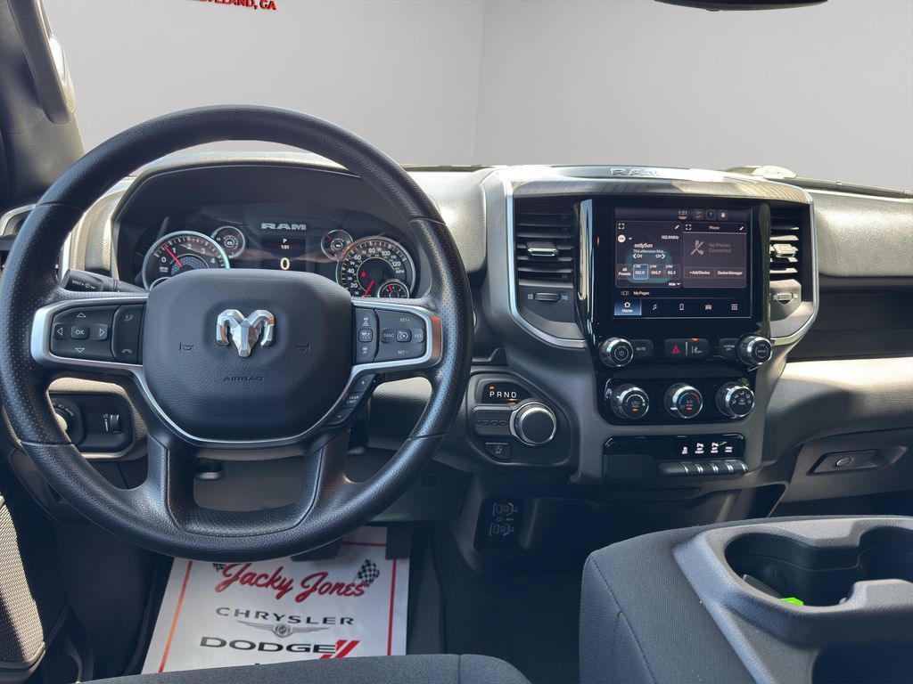 Used 2025 RAM 1500 Big Horn RWD image 20