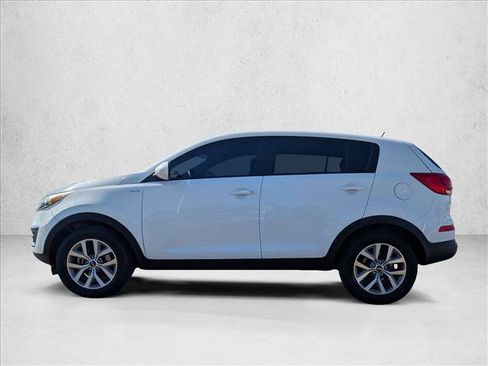 Used 2016 Kia Sportage LX AWD/4WD image 9