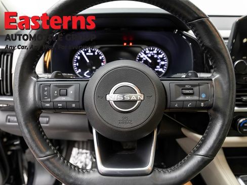 Used 2023 Nissan Pathfinder SL w/ SL Premium Package AWD/4WD image 10