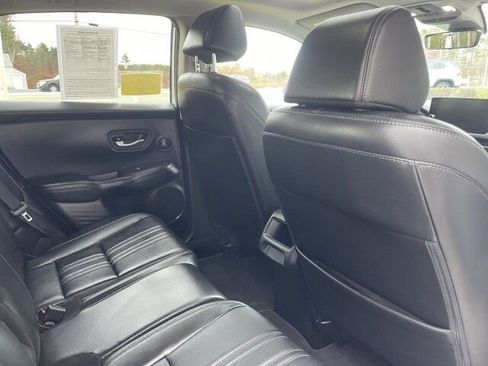 Used 2025 Honda HR-V EX-L image 13