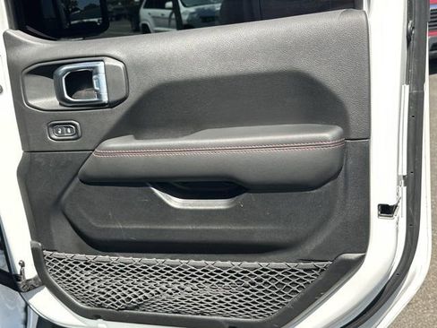 Used 2021 Jeep Gladiator Rubicon AWD/4WD image 19