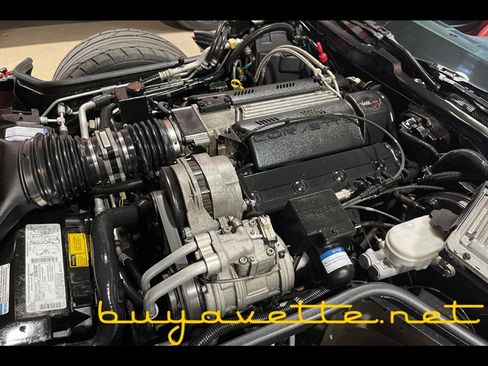 Used 1996 Chevrolet Corvette Coupe image 25