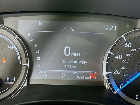 Certified 2026 Toyota Highlander XLE AWD/4WD image 12