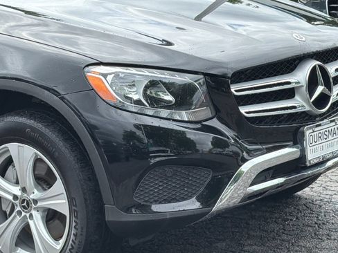 Used 2018 Mercedes-Benz GLC 300 4MATIC image 5