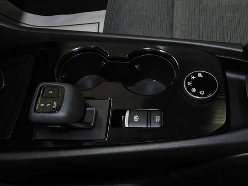 Used 2023 Nissan Rogue SV AWD/4WD image 31