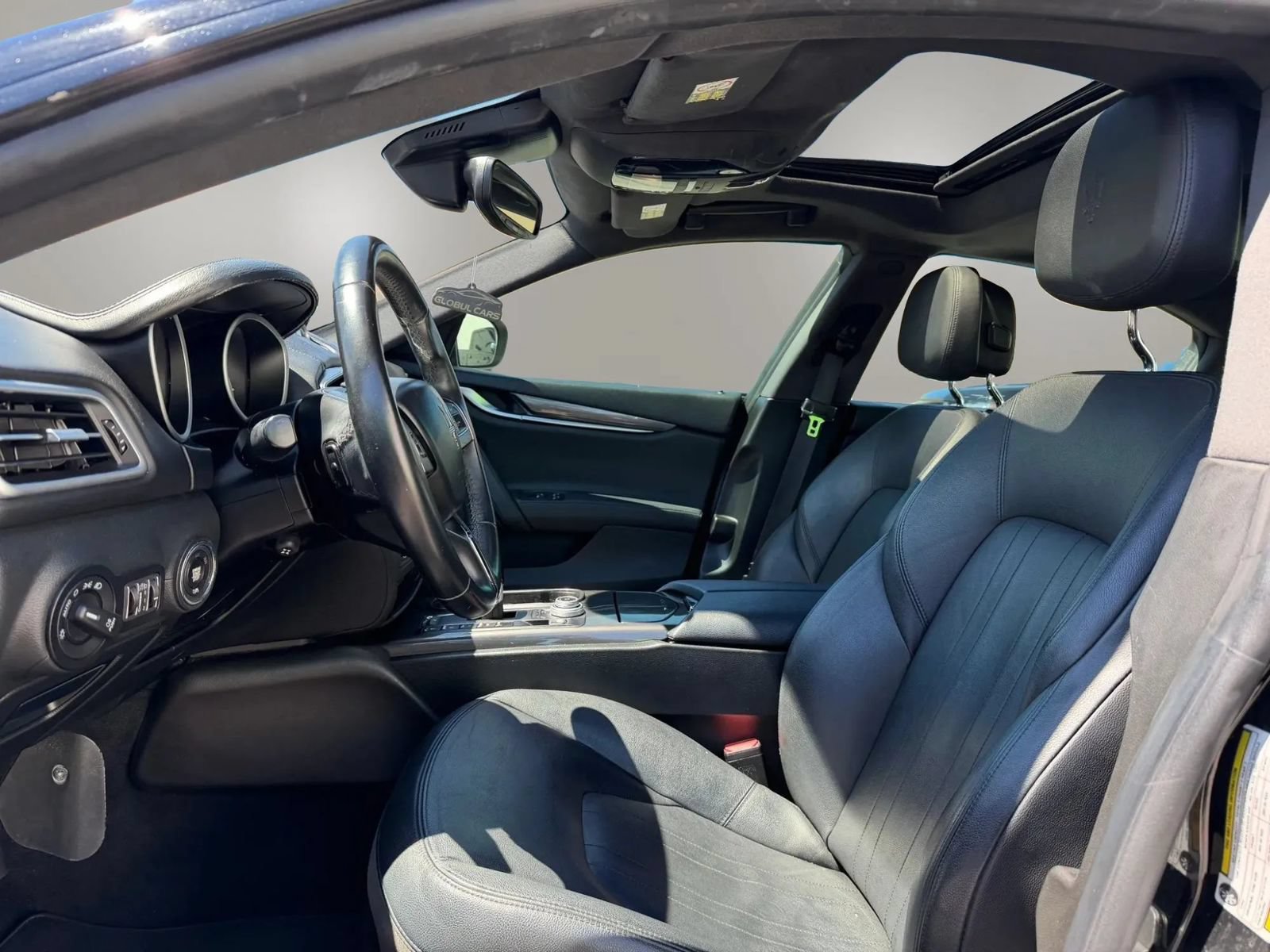 Used 2018 Maserati Ghibli RWD image 12