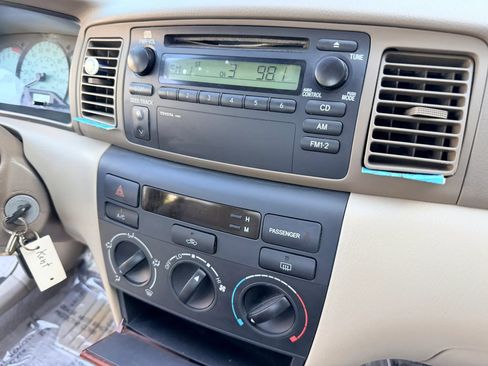Used 2004 Toyota Corolla LE FWD image 14