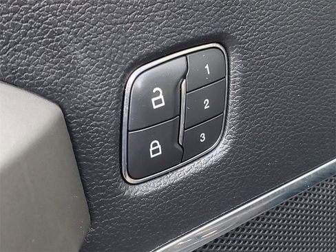 Used 2020 Ford F150 Platinum w/ Equipment Group 701A Luxury image 14