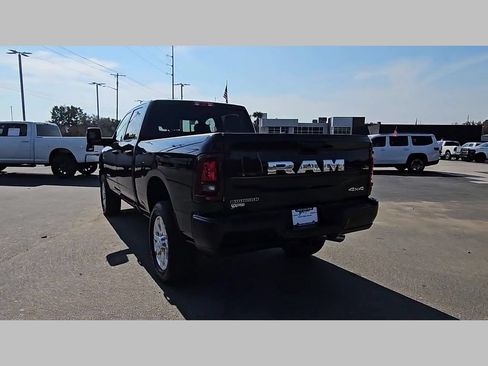 New 2026 RAM 2500 Big Horn AWD/4WD image 31