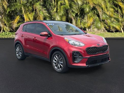 Used 2021 Kia Sportage S w/ S FWD Premium Package image 2