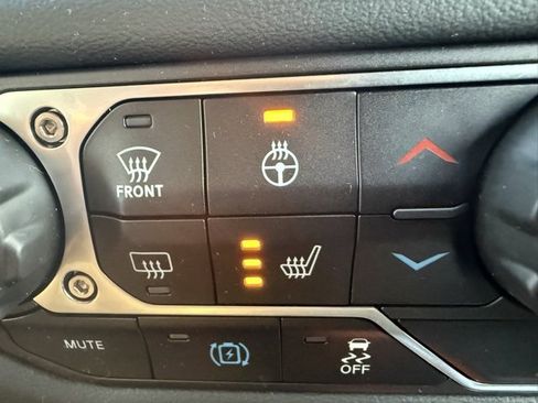 Used 2024 Jeep Wrangler High Altitude image 30