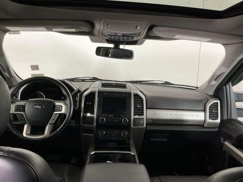 Used 2021 Ford F350 Lariat w/ Tremor Off-Road Package AWD/4WD image 26
