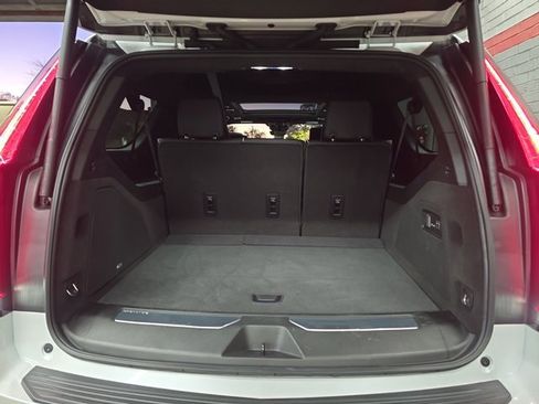 Certified 2024 Cadillac Escalade ESV Sport Platinum image 13