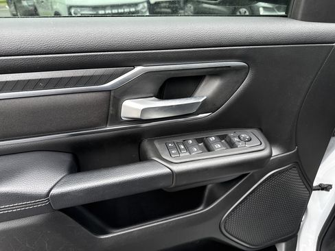 Used 2025 RAM 1500 Big Horn AWD/4WD image 17