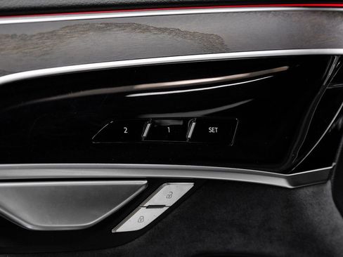 Used 2022 Audi A8 L 3.0T w/ Luxury Package image 55