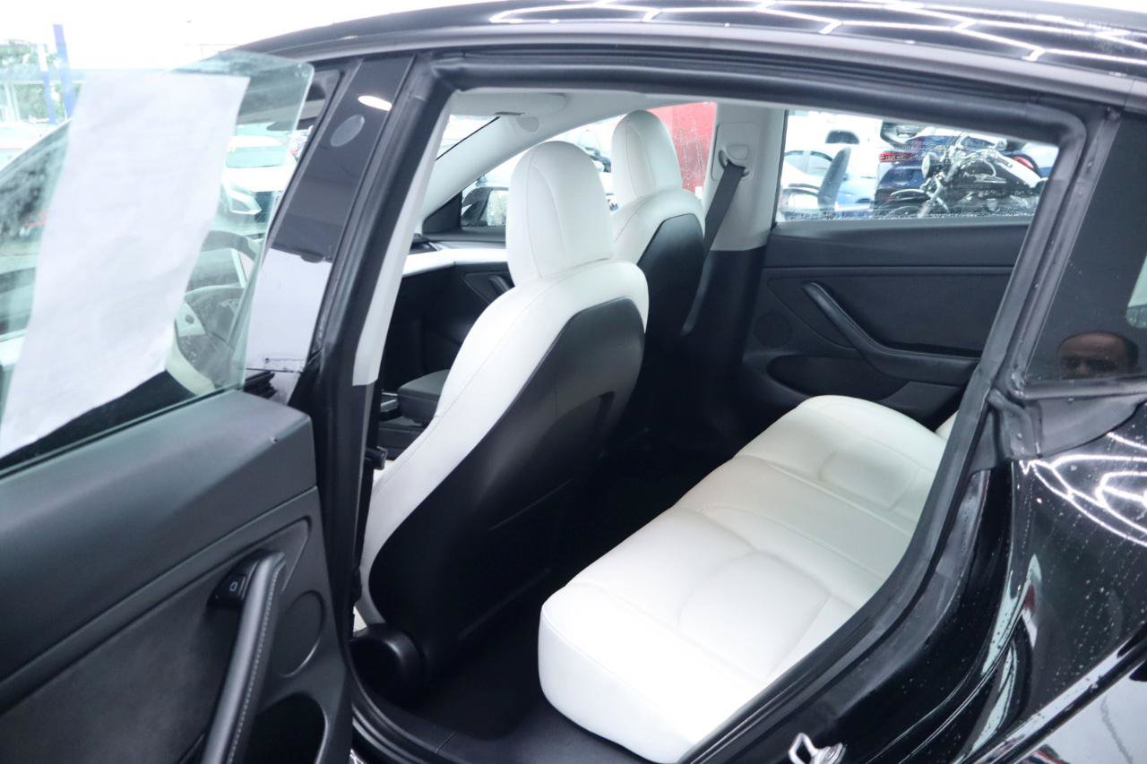 Used 2021 Tesla Model 3 Long Range AWD/4WD image 28