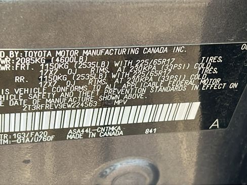 Used 2014 Toyota RAV4 XLE image 30