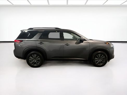 Used 2023 Nissan Pathfinder SV AWD/4WD image 23