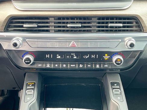 Certified 2022 Kia Telluride EX w/ EX Premium Package image 19