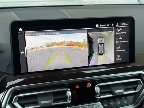 Used 2025 BMW X4 xDrive30i image 33