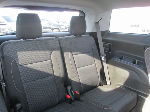 Used 2021 GMC Acadia SLE w/ Driver Convenience Package image 19