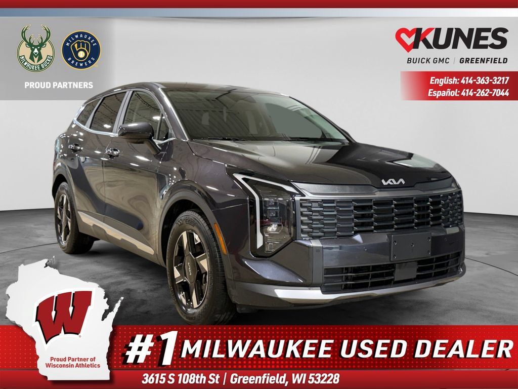 Used 2026 Kia Sportage LX FWD image 1