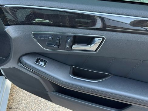 Used 2010 Mercedes-Benz E 63 AMG Sedan image 22