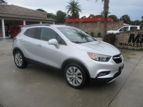 Used 2017 Buick Encore Preferred FWD image 4