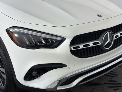 Used 2026 Mercedes-Benz GLA 250 4MATIC image 12