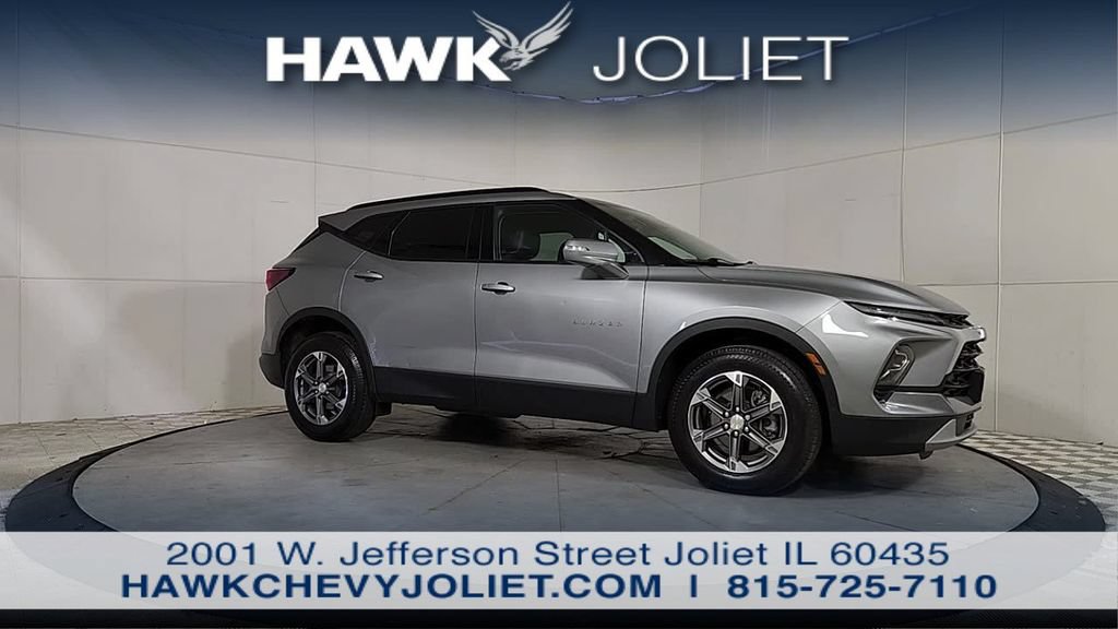Used 2023 Chevrolet Blazer LT FWD image 9