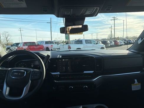 New 2026 GMC Sierra 1500 Elevation image 23