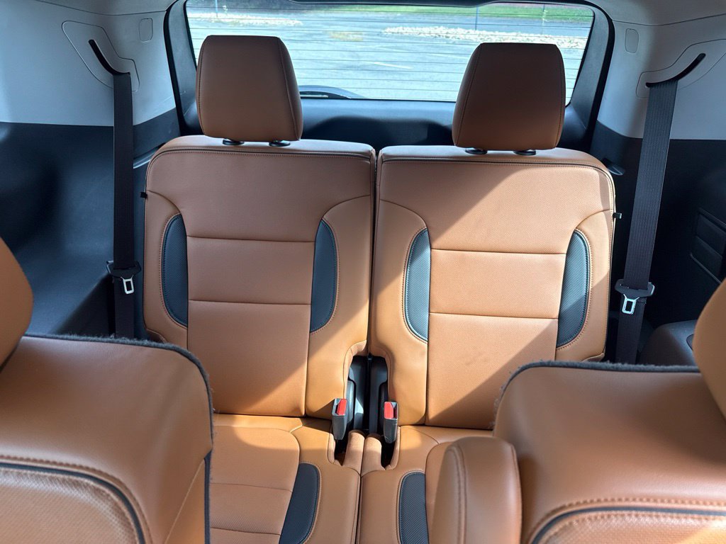 Used 2020 GMC Acadia AT4 w/ Driver Alert Package II AWD/4WD image 24