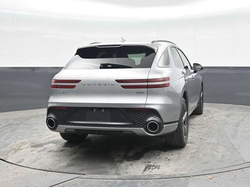 Used 2024 Genesis GV70 2.5T w/ Sport Prestige Package AWD/4WD image 10