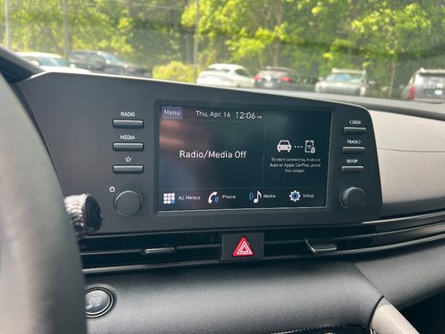 New 2026 Hyundai Elantra SEL Sport Premium FWD image 22